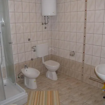 In With Balcony, Air Conditioning, Wifi * Sukošan