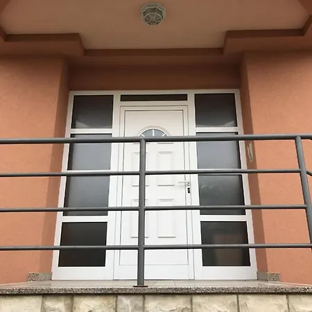 In With Balcony, Air Conditioning, Wifi * Sukošan