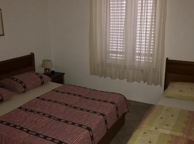 Appartamento In With Balcony, Air Conditioning, Wifi *