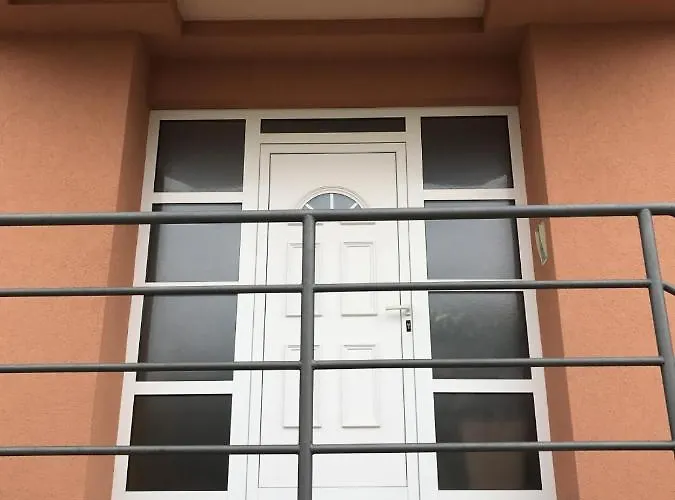 In With Balcony, Air Conditioning, Wifi * Sukošan